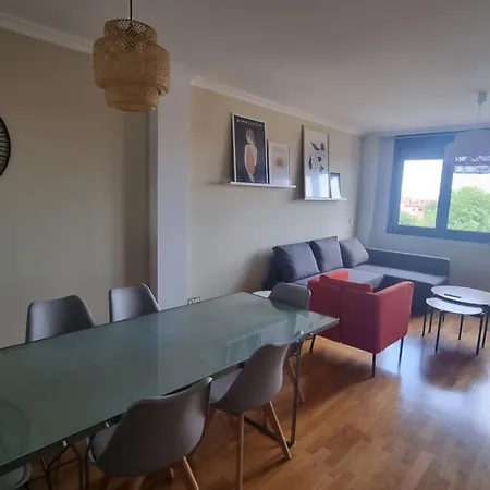 Piso Zona Hospital 6 Personas Apartment