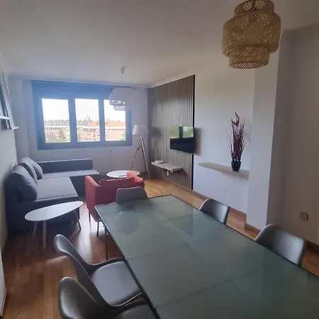 Apartment Piso Zona Hospital 6 Personas Oviedo